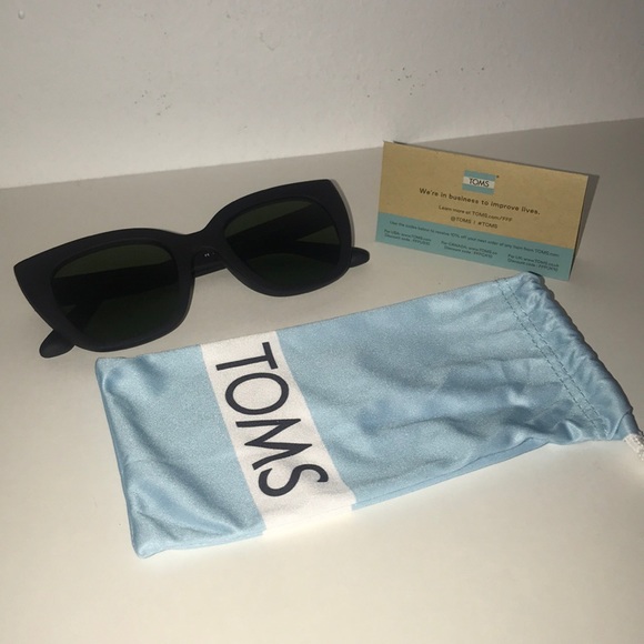 Toms Accessories - NWT TOMS Sydney Black Sunglasses